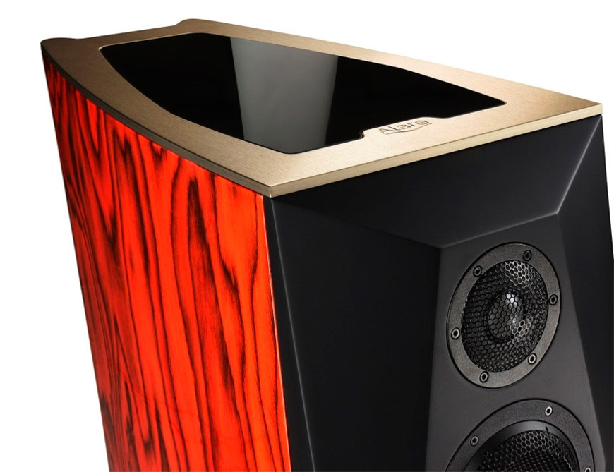 Alare Labs Remiga 1: Beautiful floor standing speakers from Italy 8 Image