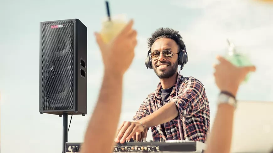 Sharp collaborates with Devialet to launch a Bluetooth speaker 8 Image