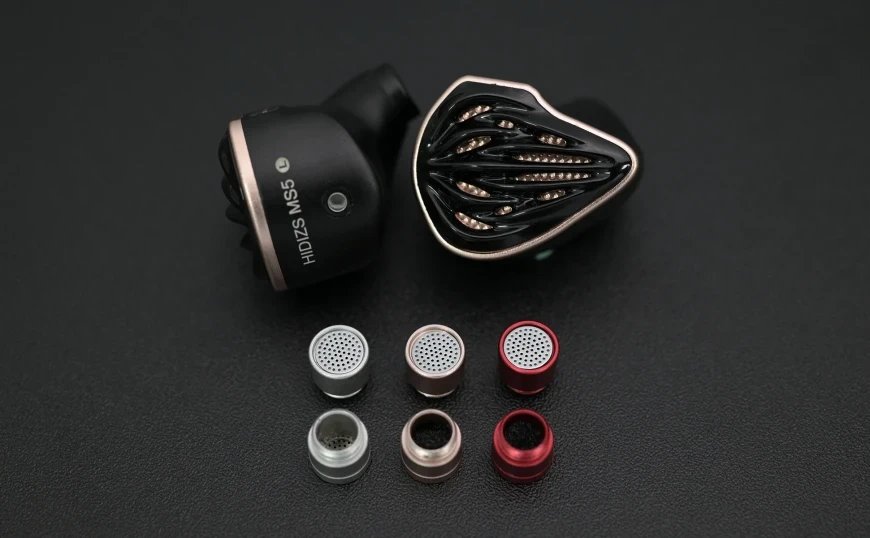 The best hybrid in-ear headphones of 2023 12 Image