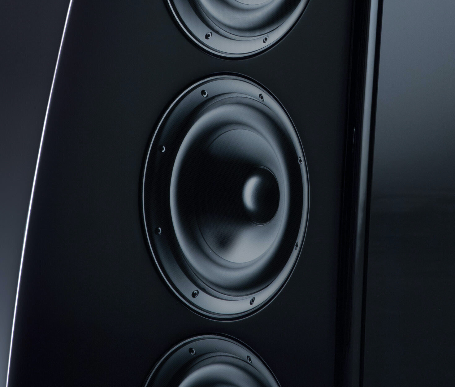 Meridian DSP8000 XE: Major upgrades include completely modified speakers 8 98 techweek