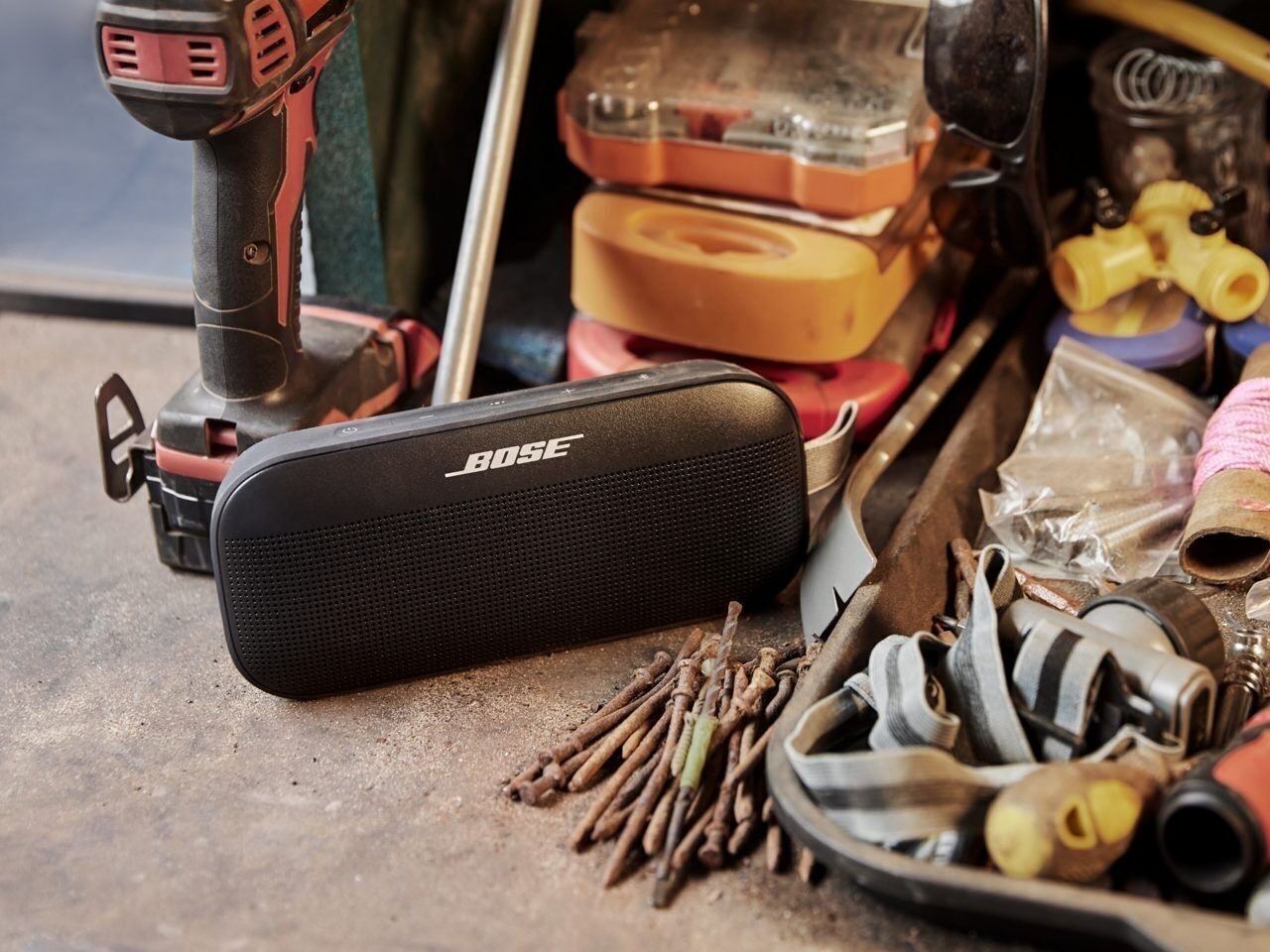 Bose SoundLink Flex: BT speaker with PositionIQ Smart Sound Tuning and IP67 Protection 8 Pasted 87