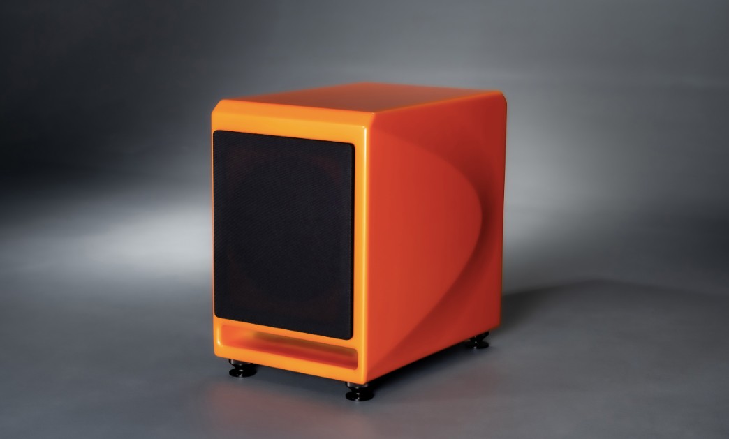 Wilson Audio LōKē: 500 watts compact subwoofer 8 Wilson Audio LoKe