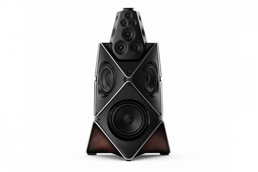 Joint collection of Berluti and Bang & Olufsen Joint collection of Berluti and Bang & Olufsen