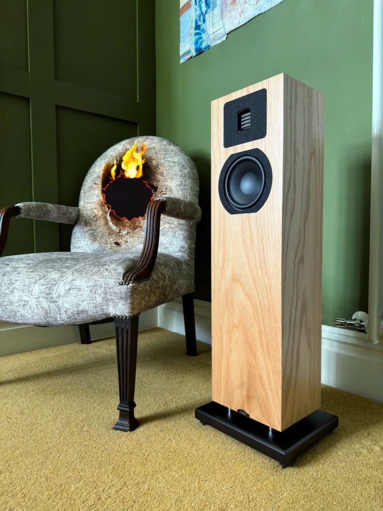 Neat Acoustics Mystique Classic: Base Speaker With English Origins 8 1 neat mystiq 2