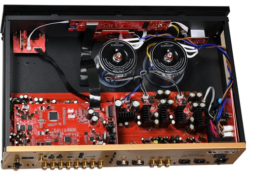 Advance Paris X-P700: Preamp with a high price-quality ratio 8 xp700 inside