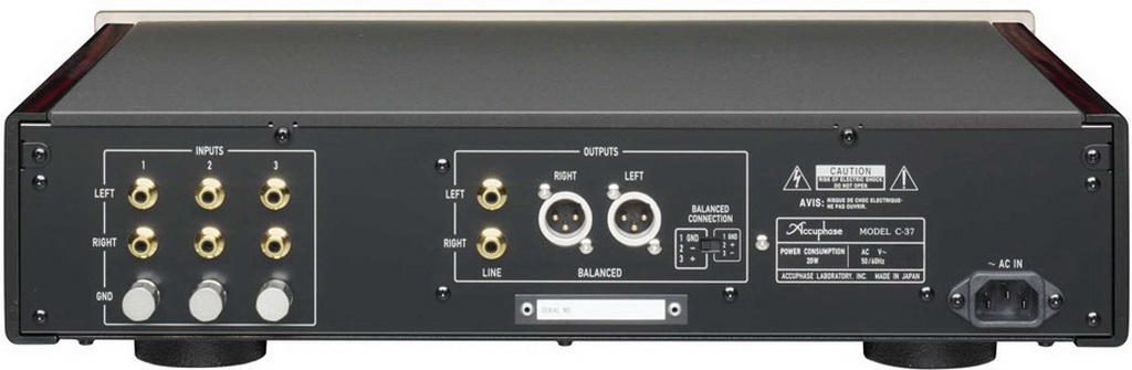 Accuphase C-37 4.jpg Accuphase C-37 4.jpg