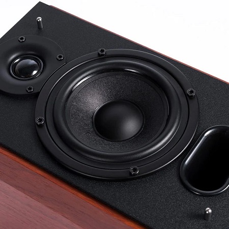 Edifier P17 has the best of itself in its design Edifier P17