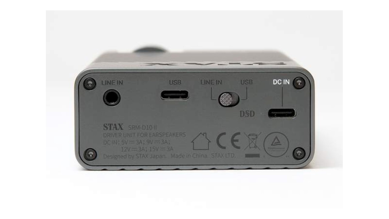 Stax SRM-D10 II: Updated portable DAC/amplifier for electrostatic headphones 9 The STAX SRM-D10 MK II uses a AKM AK4493 chip