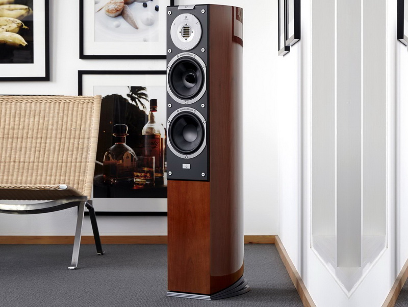 Audiovector-SR3-Avantgarde-Arrete.jpg Audiovector-SR3-Avantgarde-Arrete.jpg