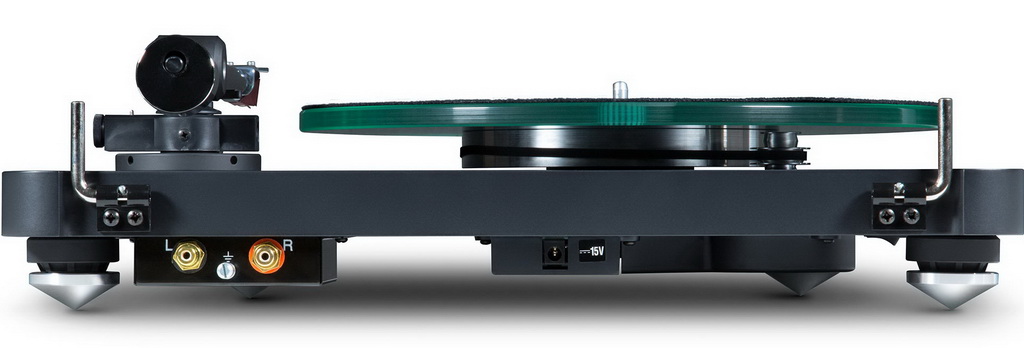 NAD C 588 2.jpg NAD C 588 2.jpg