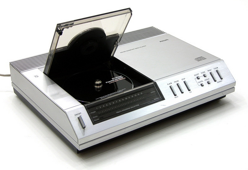 Philips CD-100.jpg Philips CD-100.jpg