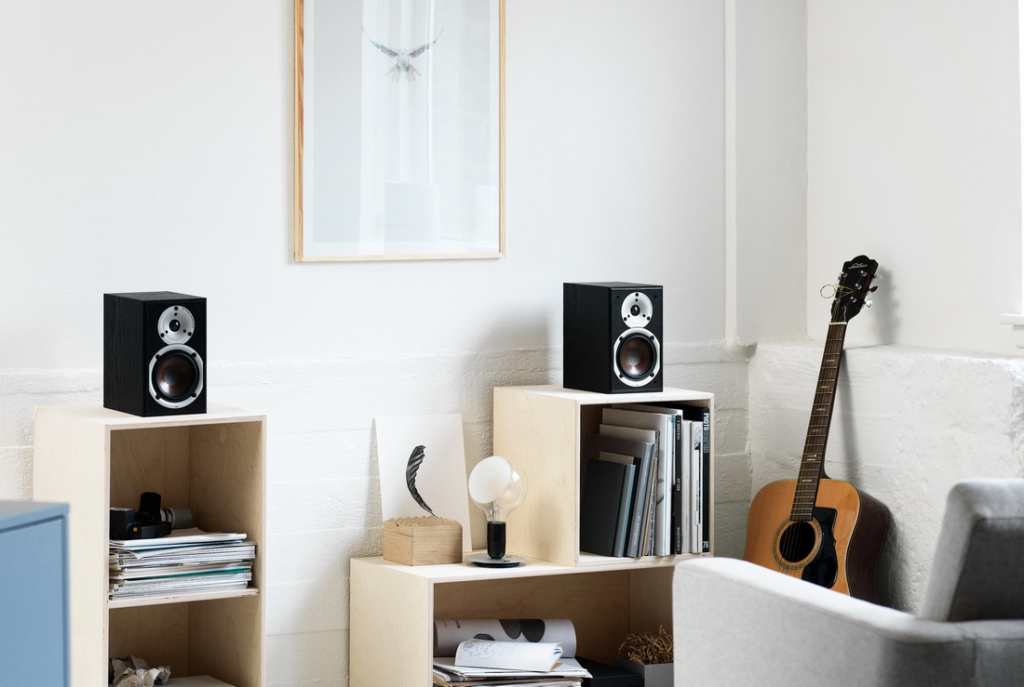 SPEKTOR-1-Black-Stereo.jpg SPEKTOR-1-Black-Stereo.jpg
