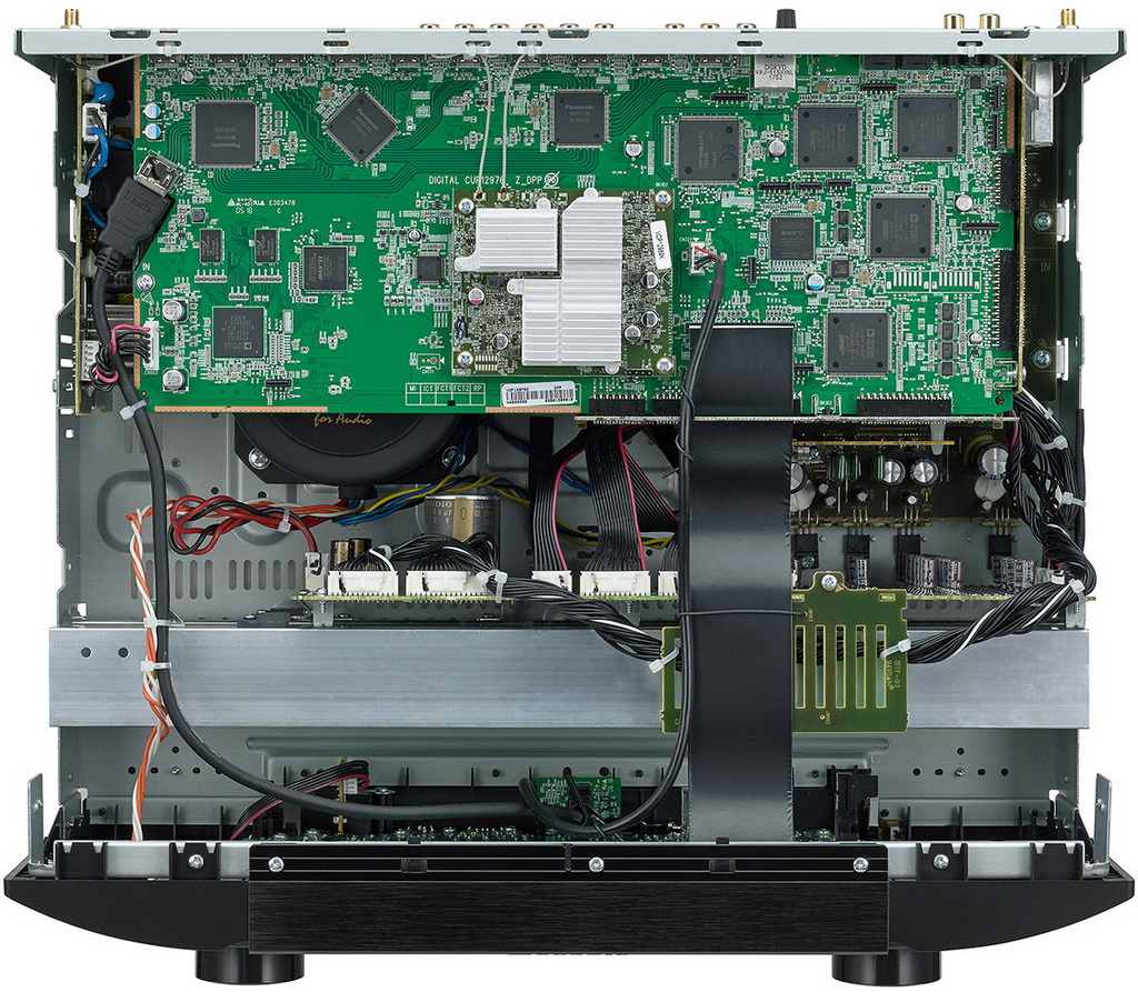 Marantz AV7705 4.jpg Marantz AV7705 4.jpg