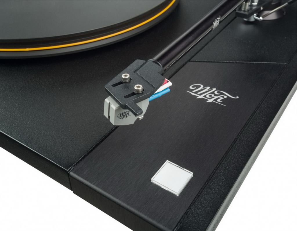 mofi studiodeck 02.jpg mofi studiodeck 02.jpg
