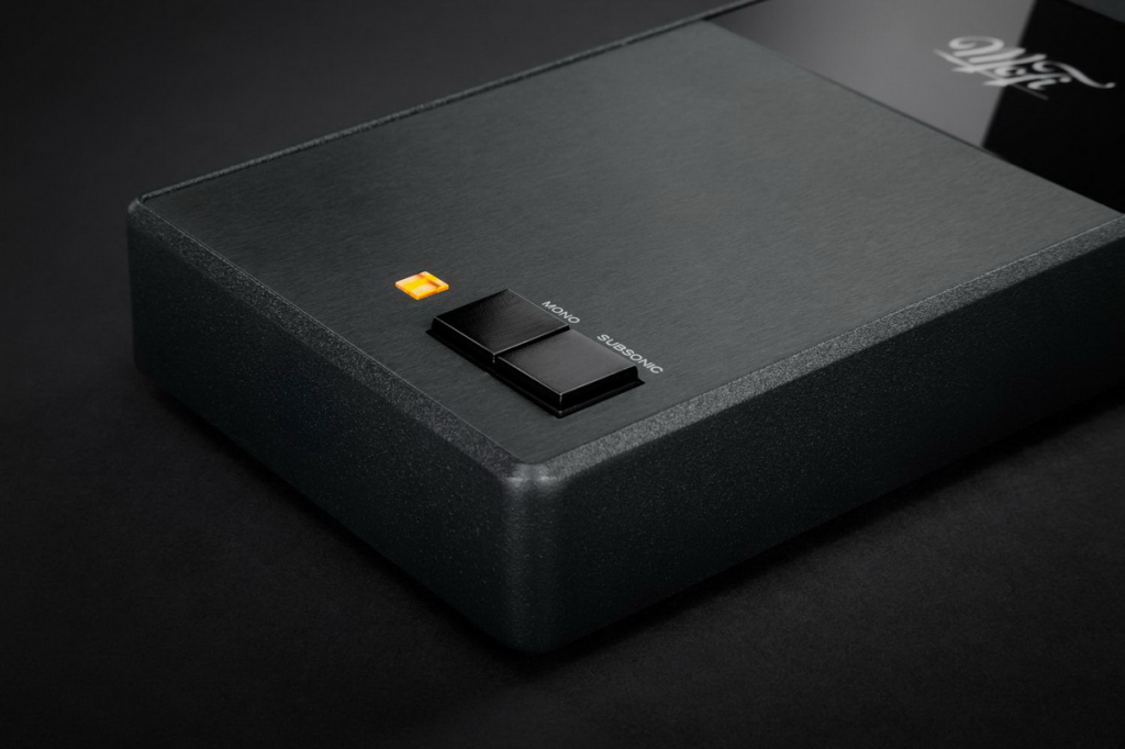 MoFi_Electronics_StudioPhono_Detail_1.jpg MoFi_Electronics_StudioPhono_Detail_1.jpg