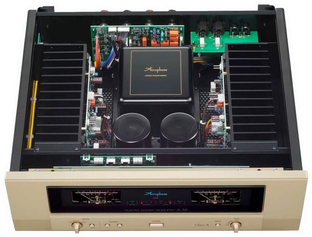 Accuphase A-36 3.jpg Accuphase A-36 3.jpg