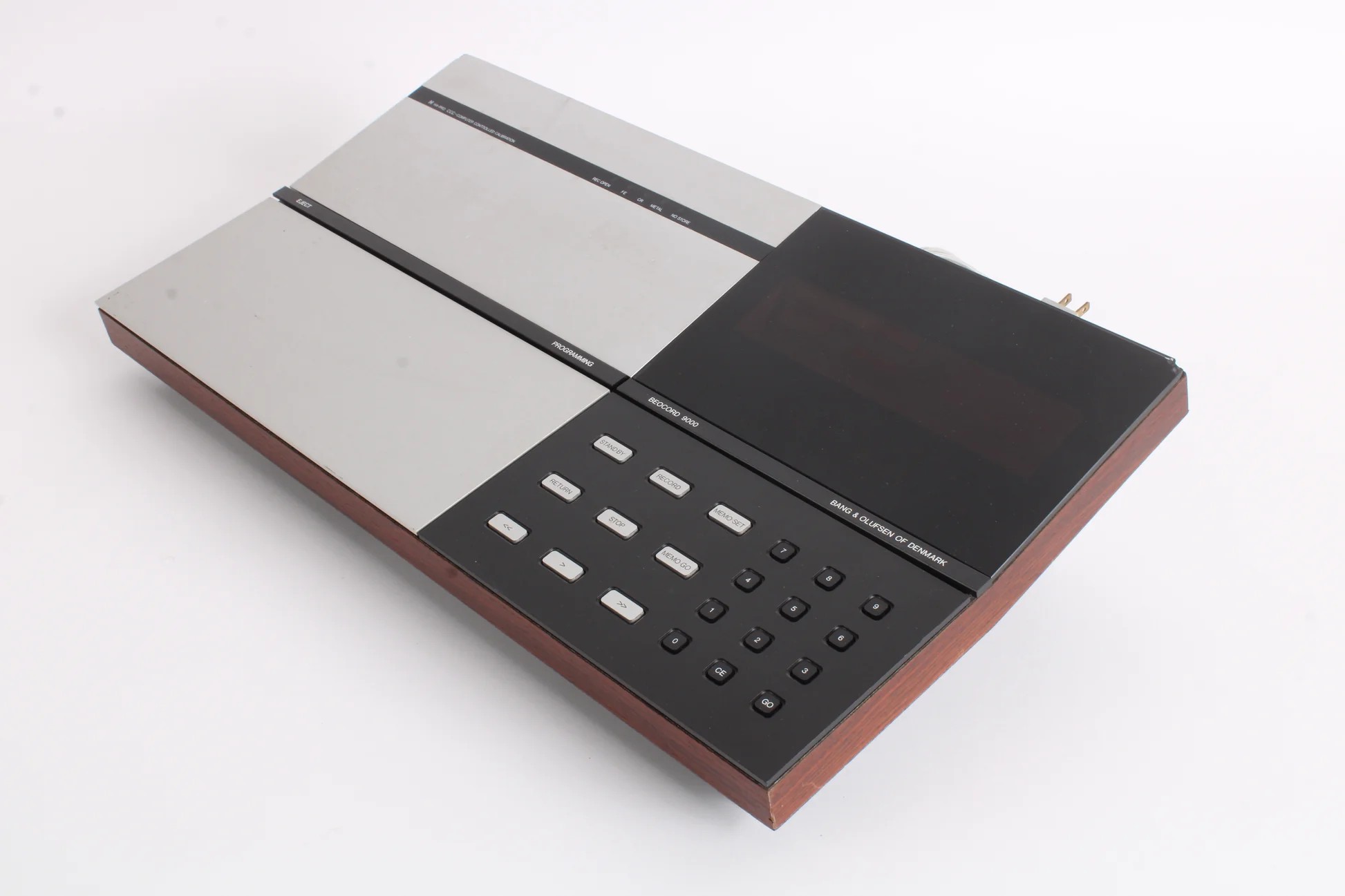 The Best Bang & Olufsen Models from the 80s 12 BeoCord 9000