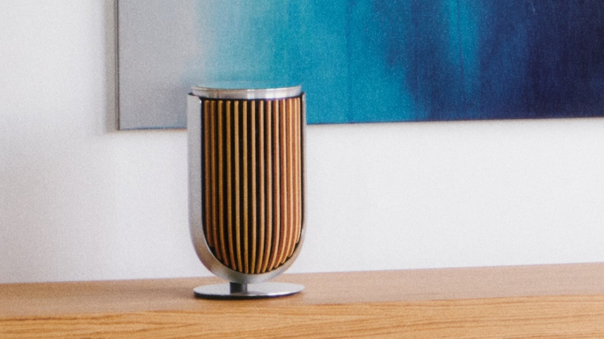 Beolab 8: Elegant and compact speaker from Bang & Olufsen 8 Image 2
