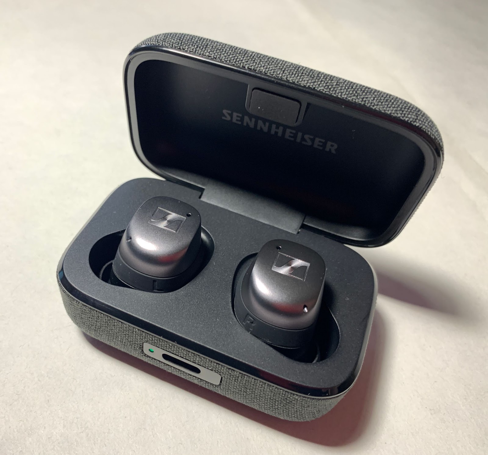 Momentum True Wireless 4: Exceptional flagship earbuds 12 wMOZems7zt2A9MGtCx57U qjMnOv4uCz8TJSa7YXnestNf 1wTH2uN9sXvhat0CO7hnqwWnFuKn