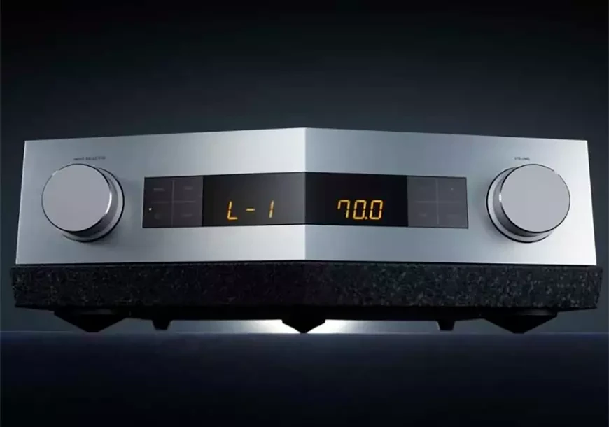 TAD-C700 preamplifier will be unveiled at the High End Show in Munich 8 Preamplifier TAD-C700
