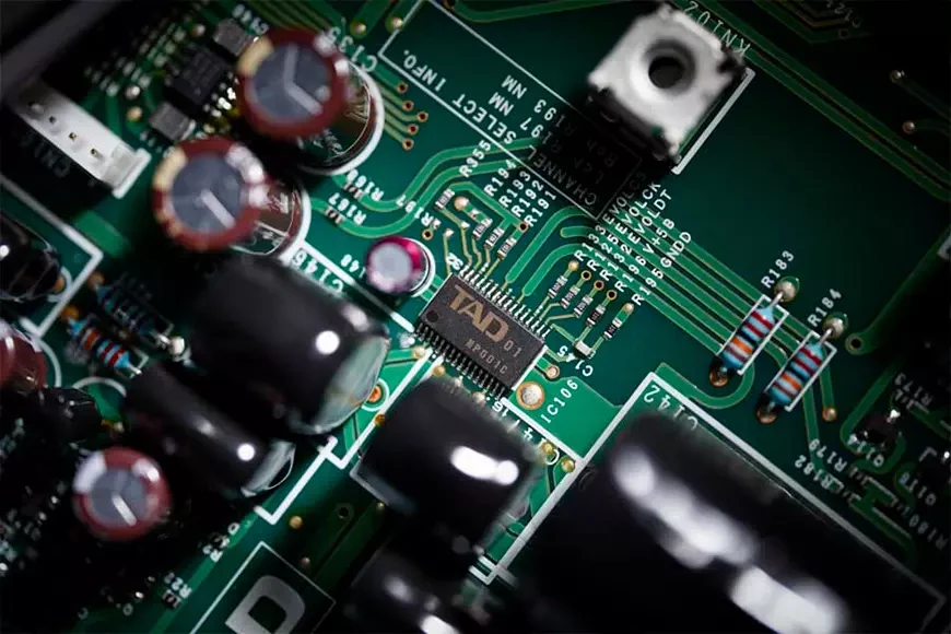 TAD-C700 preamplifier will be unveiled at the High End Show in Munich 9 Preamplifier TAD-C700