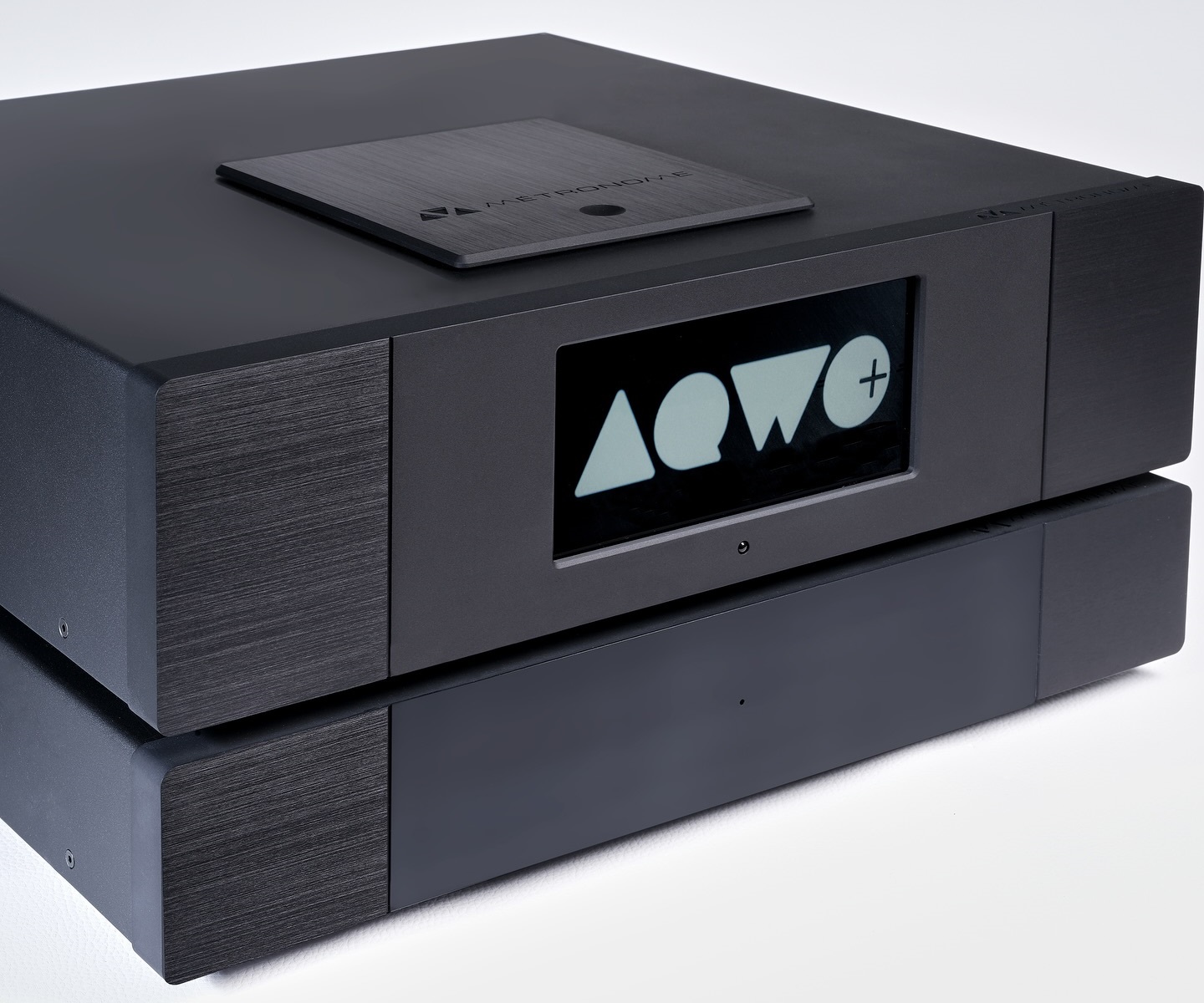 Métronome unveils AQWO 2+ CD drive, streamer and DAC combined 12 20240530222859 2024 05