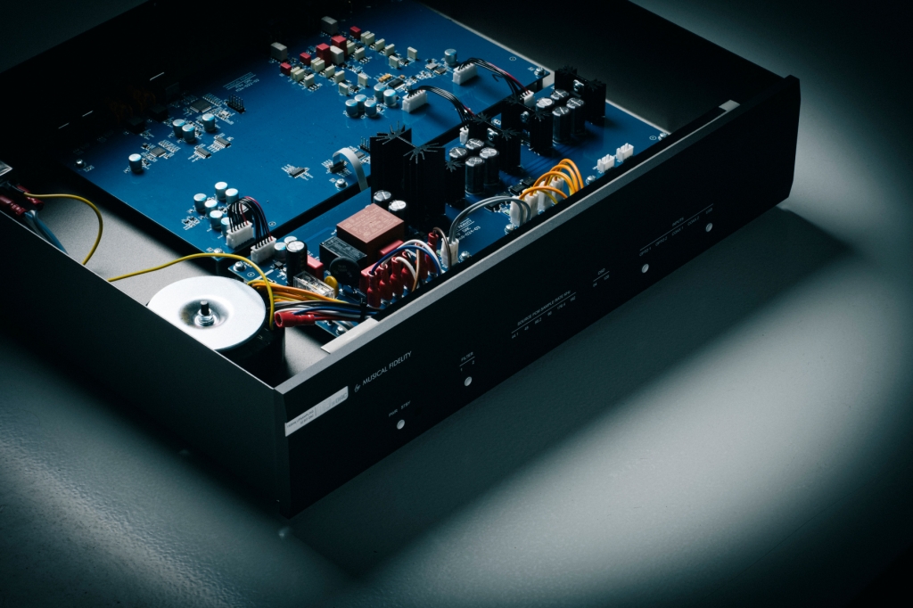 M3x-dac-black-1.low_.jpg M3x-dac-black-1.low_.jpg