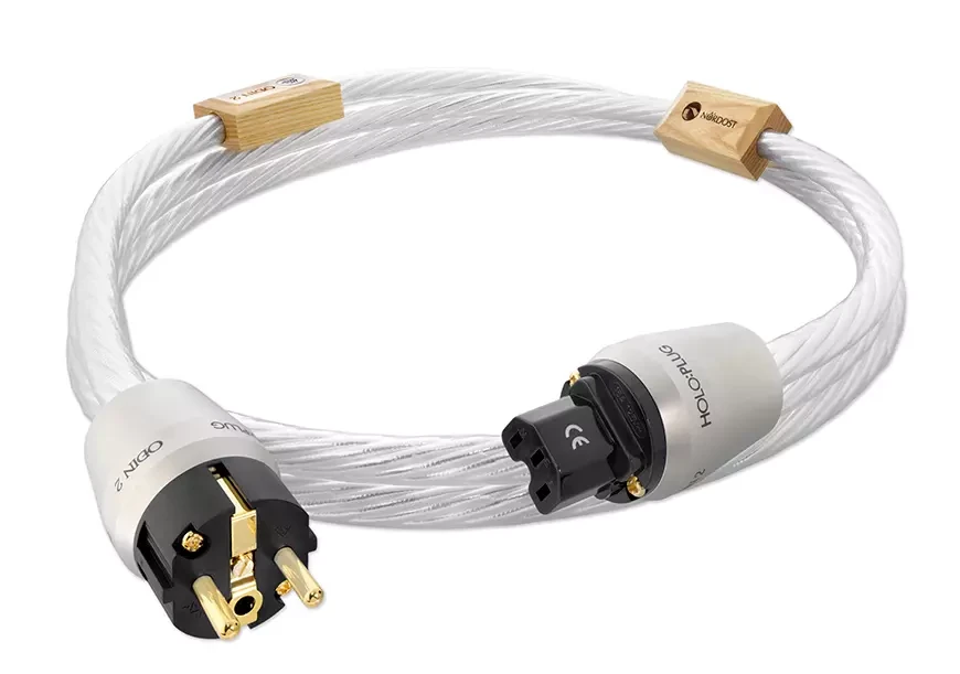 How to choose a preamplifier for a power amplifier? 12 5. Cabling is important - and it is most important in the area of power supply to the power amplifier.