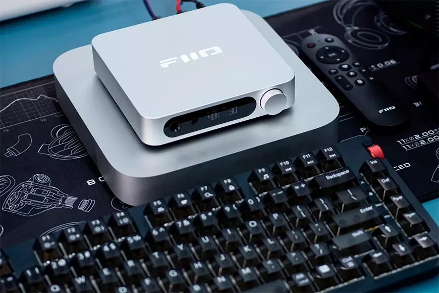 FiiO K11 R2R: High-Performance Desktop DAC / Headphone Amplifier 9 External DAC with headphone amplifier FiiO K11 R2R
