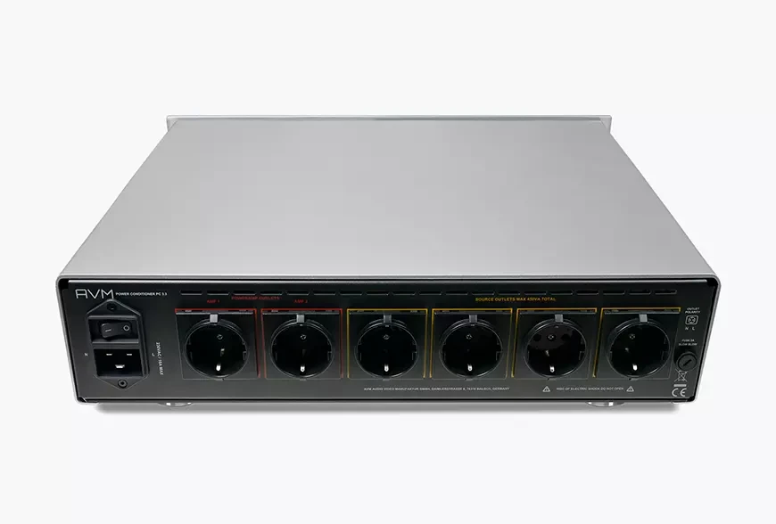 AVM PC 3.3 and PC 5.3: Power conditioners for audio equipment 9 Power Conditioner AVM PC 3.3