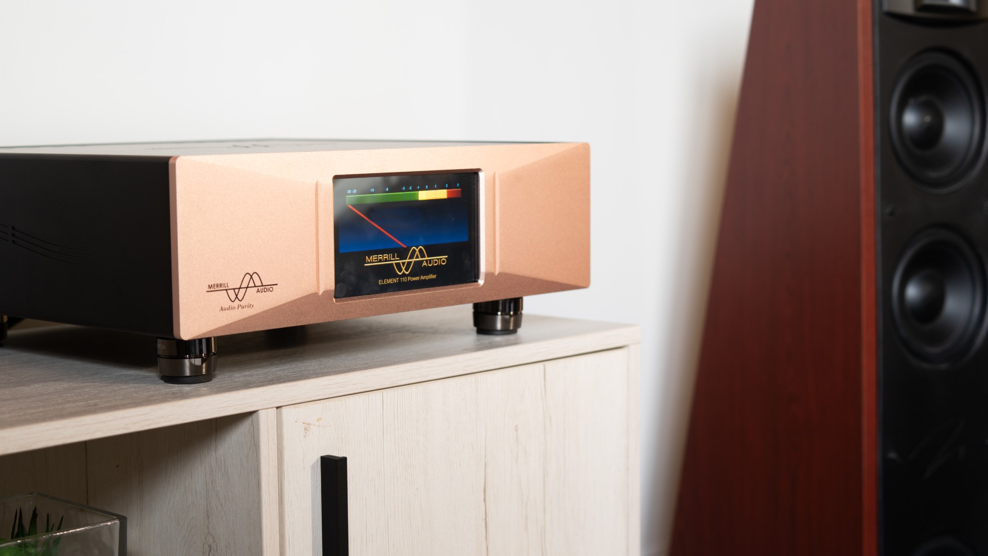 Merrill Audio ELEMENT 110: Powerful monoblock with a large touch screen 10 ELEMENT 110 Power Amplifier Monoblock