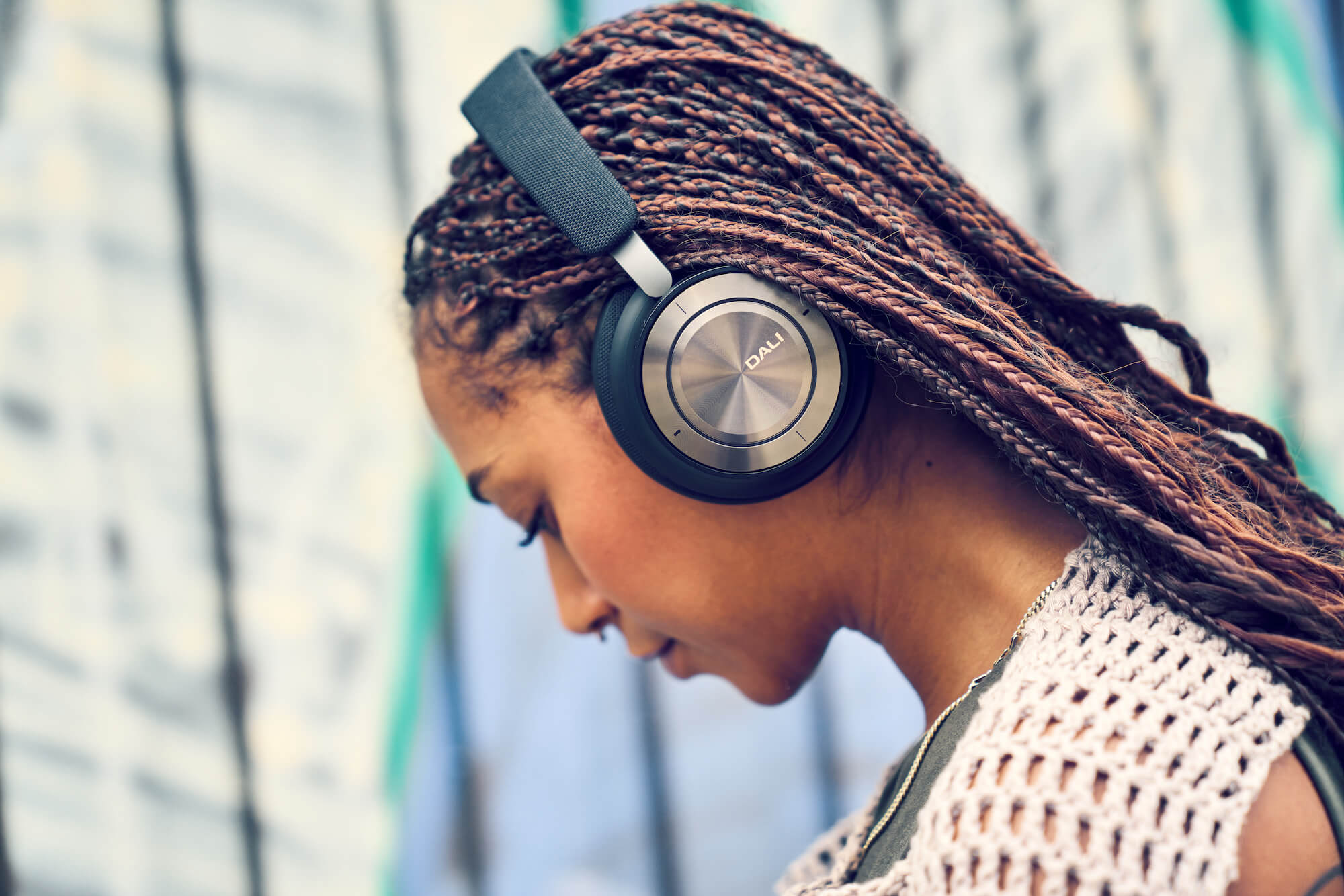 DALI IO-8: Wireless headphones with audiophile ANC 8 20241008104547 DALI IO 8 hoofdtelefoon 3