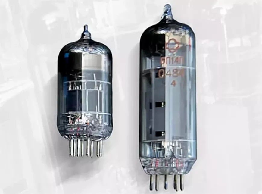 HiFiMAN Goldenwave GA-10: Audiophile grade headphone amplifier 9 Tube headphone amplifier HIFIMAN Goldenwave GA-10