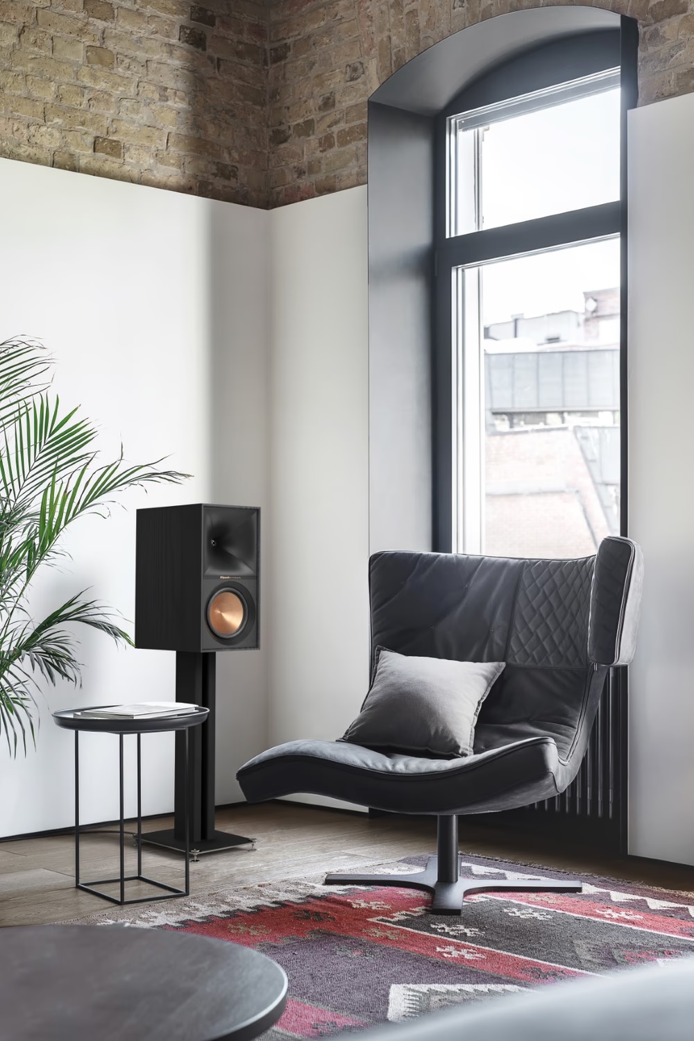 Klipsch R-60M: Two-way speaker boasting horn technology 11 20241120165820 2024 11 20 KlipschR