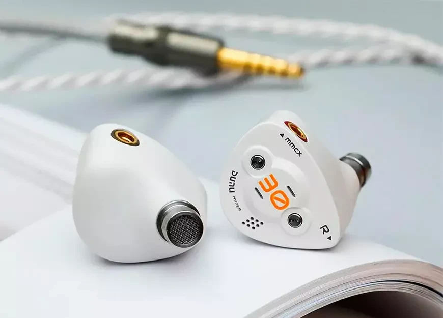 DUNU DK3001BD: In-ear hybrid headphones boasting nine emitters 10 In-ear hybrid headphones DUNU DK3001BD