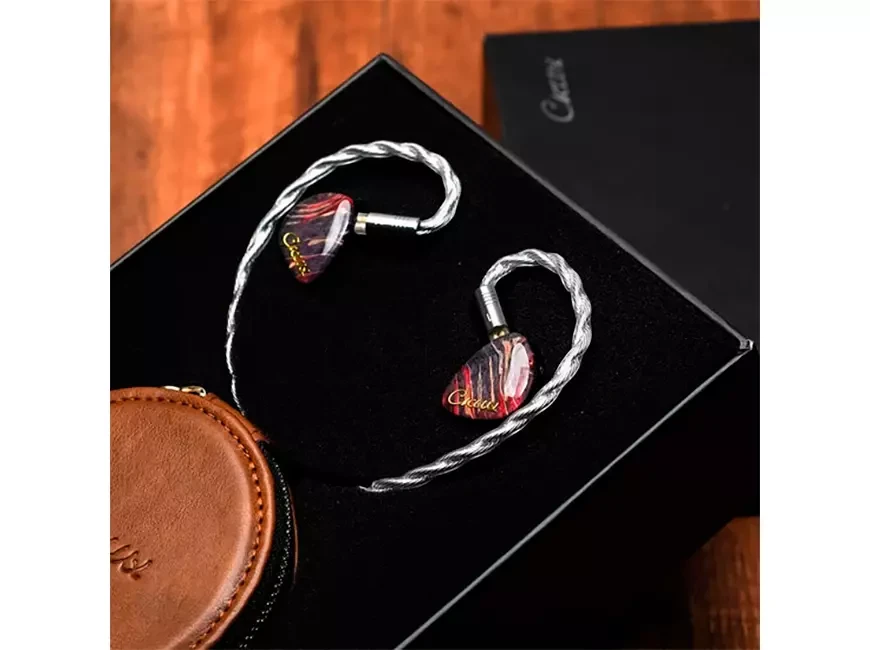 Myer CKLVX D62: In-ear headphones with 6 armature and 2 dynamic drivers 9 MYER CKLVX D62 In-Ear Hybrid Headphones