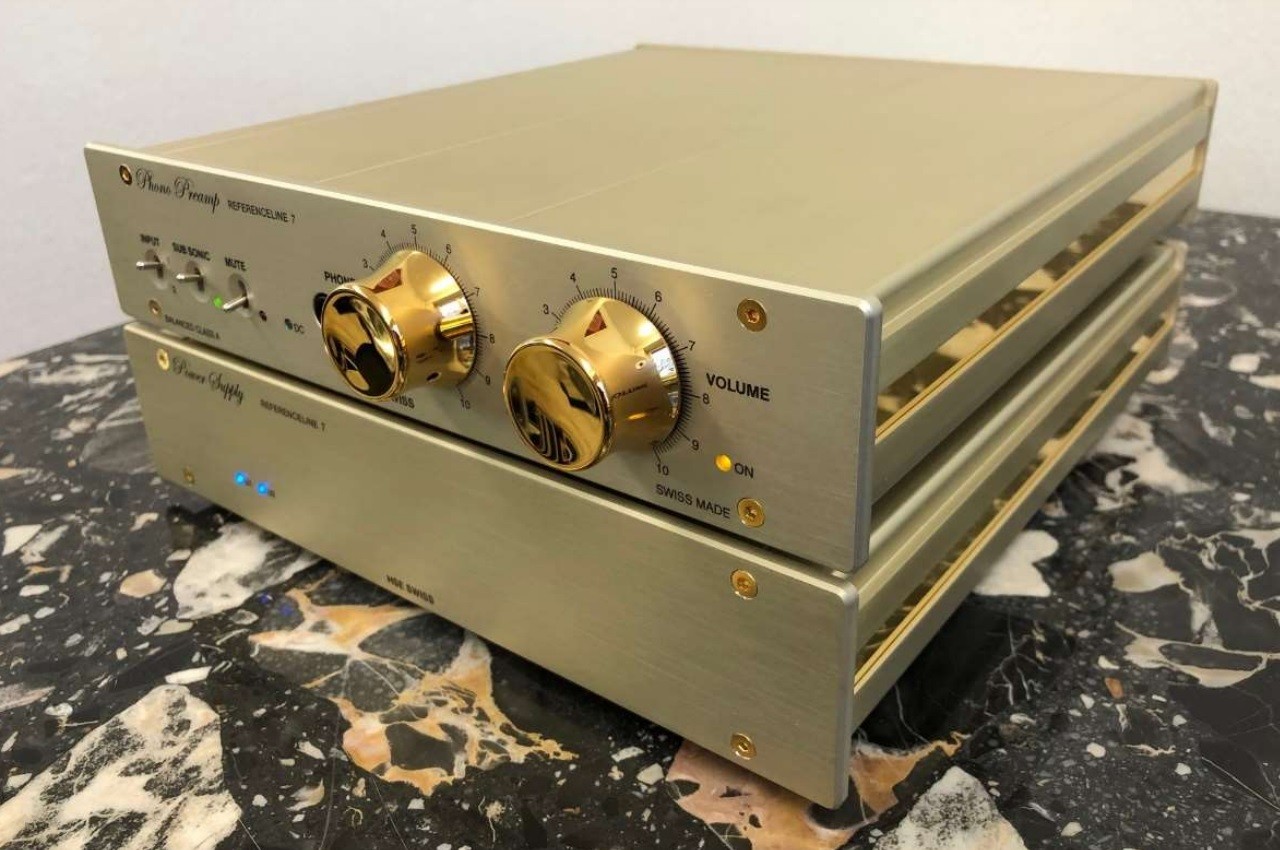 HSE Swiss RL-7: Limited edition phono amplifier from Switzerland 8 HSE Swiss RL-7: Adjustable phono amplifier with XLR connections and volume control
