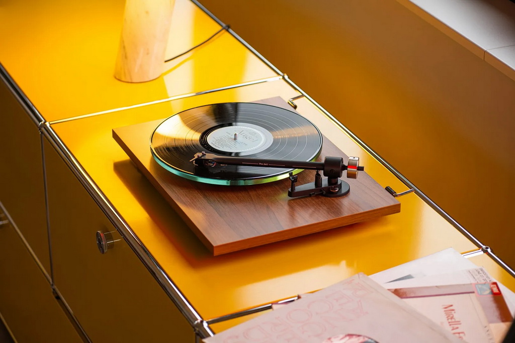 T2-Super-Phono-4.jpg T2-Super-Phono-4.jpg