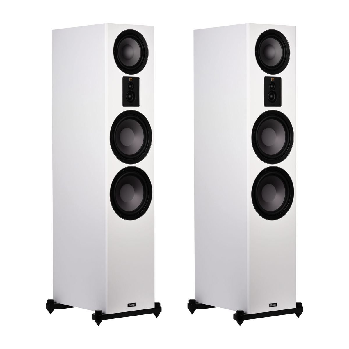 Magnat unveils new Signature series speakers for music and multi-channel home cinema 11 20250213170023 2025 02