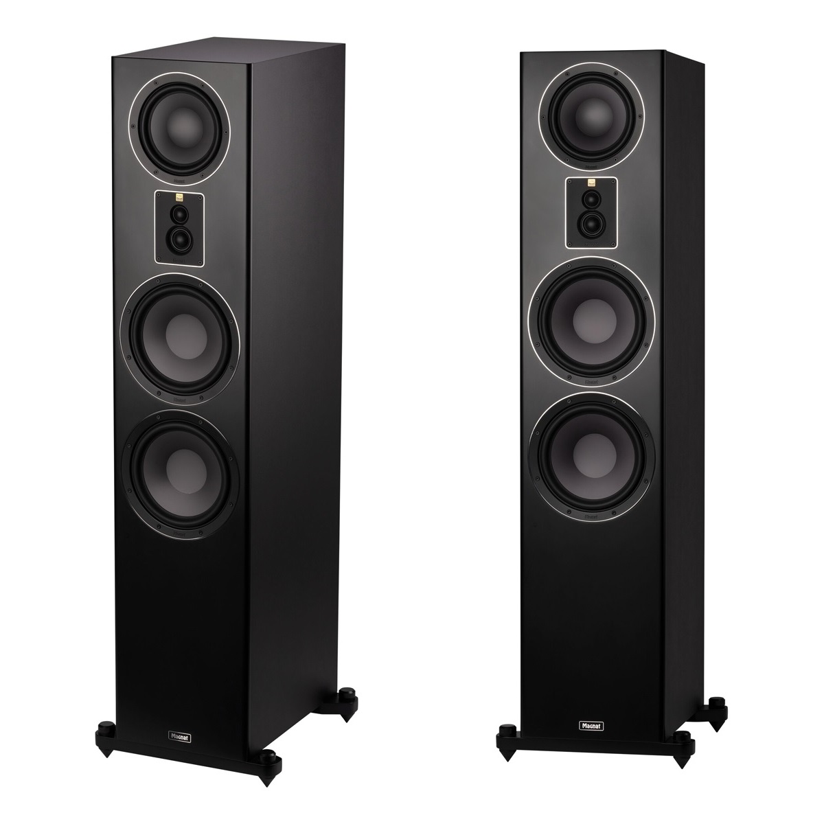 Magnat unveils new Signature series speakers for music and multi-channel home cinema 13 20250213170027 2025 02