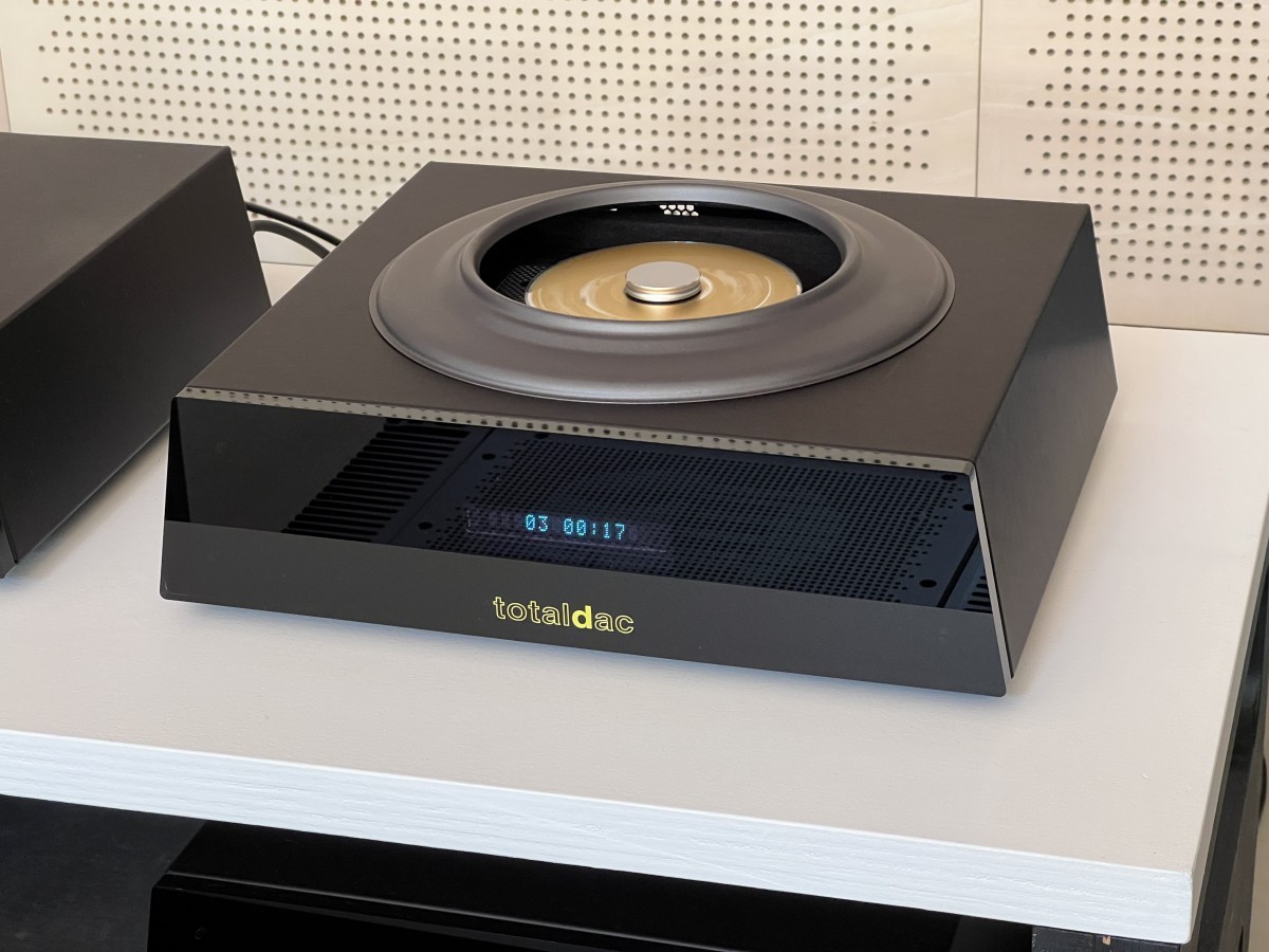 Totaldac d1-CD: High-quality CD transport from France 8 Totaldac d1-CD