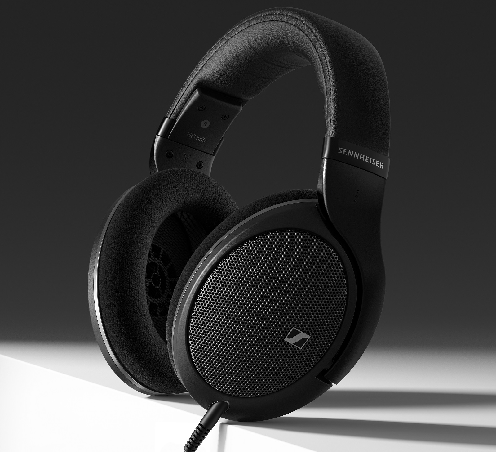 Sennheiser HD550: Open over-ear headphones for gamers and audiophiles 12 20250319144129 2025 03