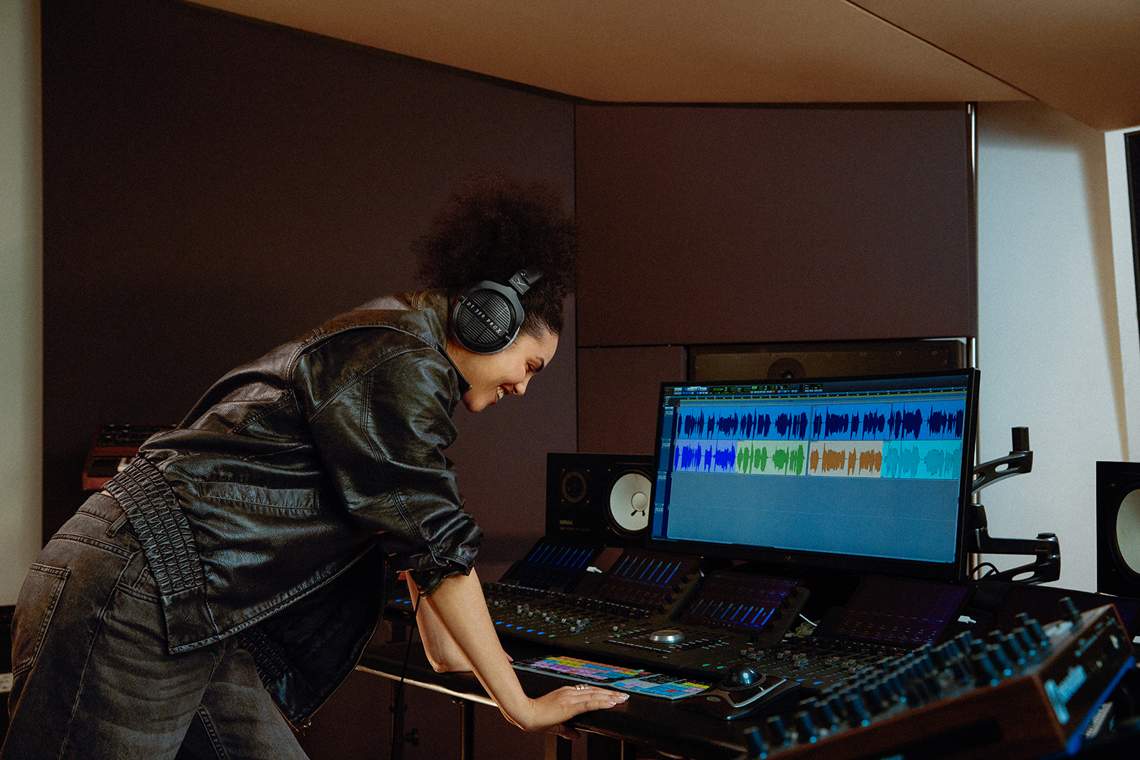 Beyerdynamic DT 990 PRO X: A Modern Studio Essential for Critical Listening 9 20250606144801 2025 06 06 BeyerdynamicDT 990 Pro