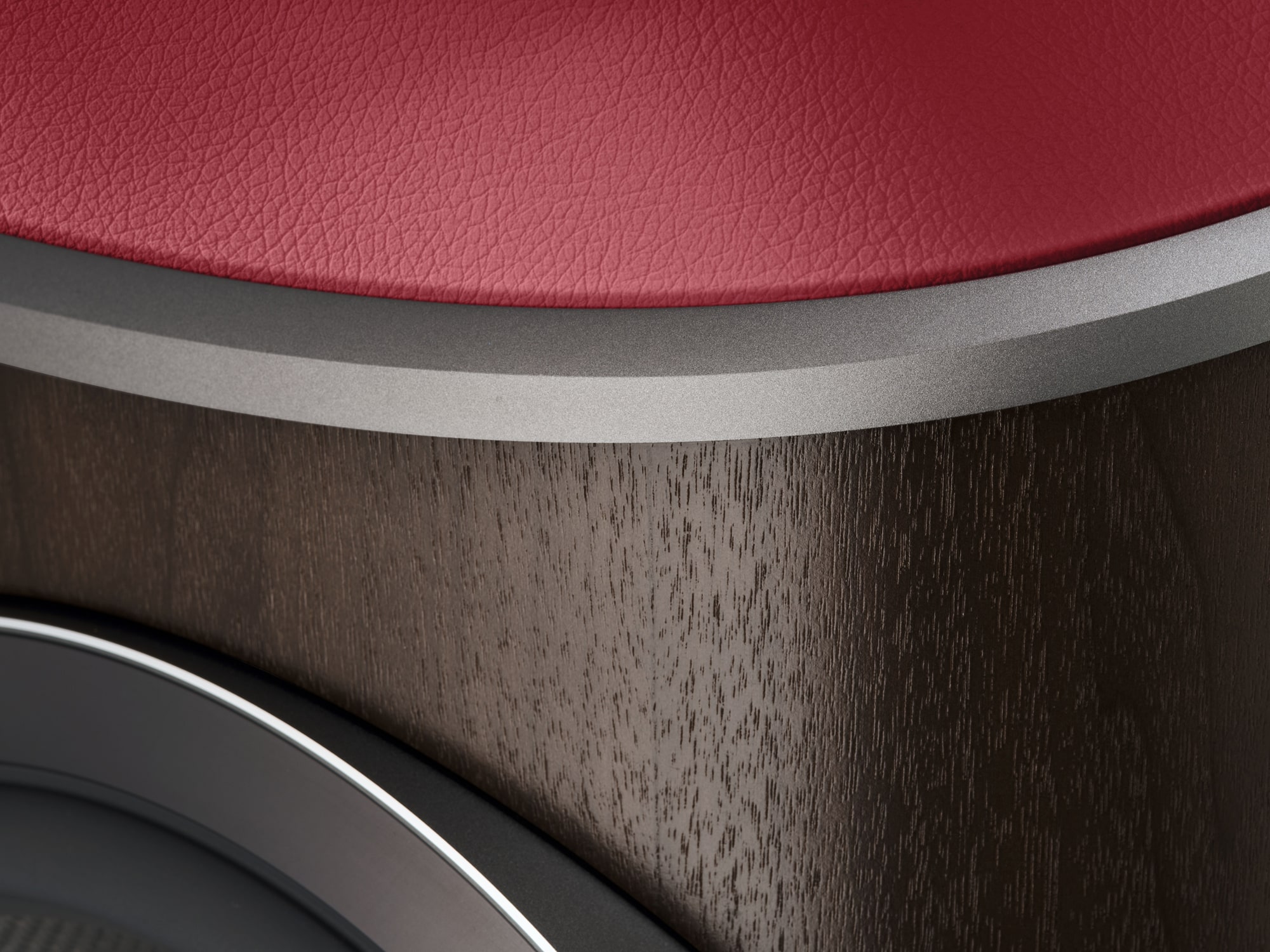 Bowers & Wilkins X 801 Abbey Road Limited Edition: Only 140 Pairs, €60,000 Each 8 20250618180134 2025 06