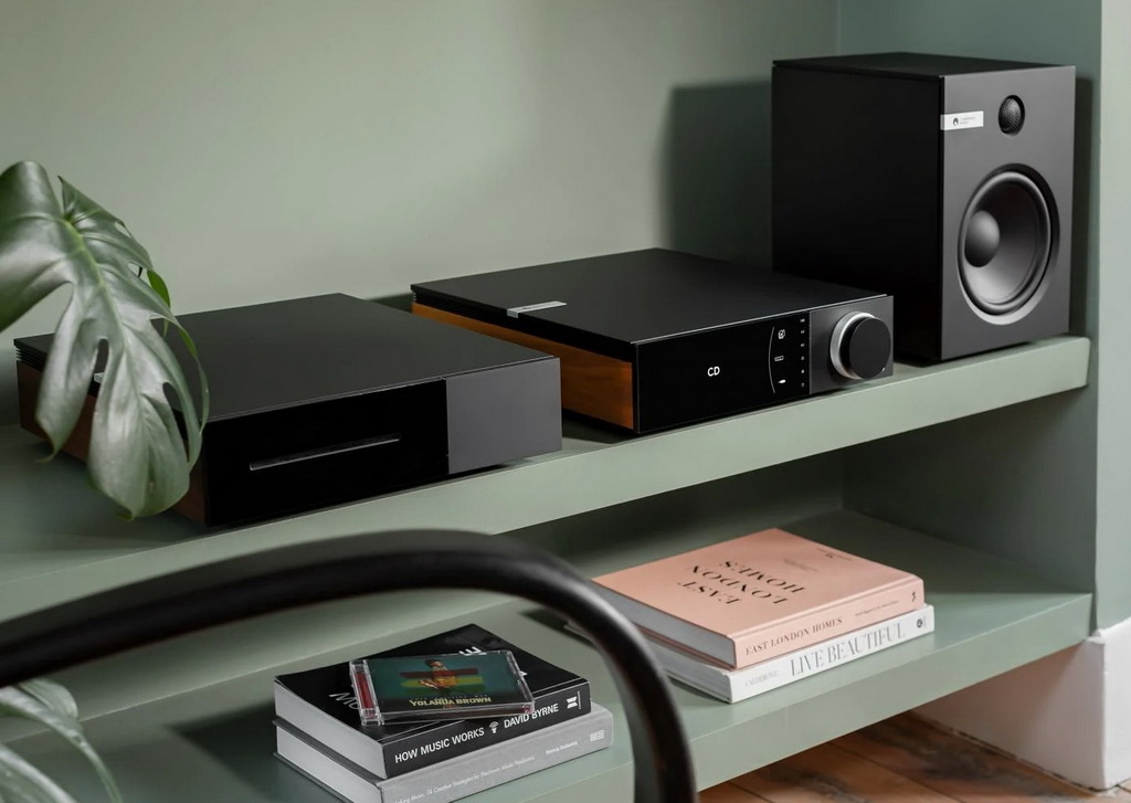 Cambridge_Audio_Evo_Location_015.jpg Cambridge_Audio_Evo_Location_015.jpg