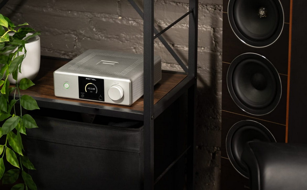The-Rotel-DX-5-redefines-personal-audio-with-audiophile-grade-sound-2.jpg The-Rotel-DX-5-redefines-personal-audio-with-audiophile-grade-sound-2.jpg