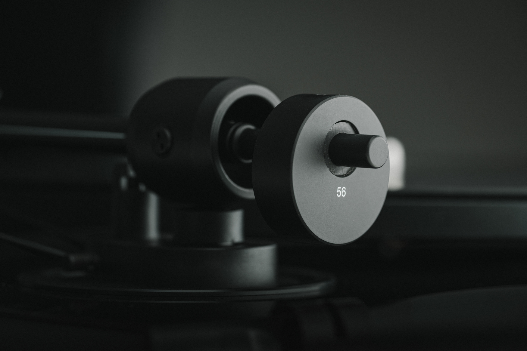 Pro-Ject E1.2: Handcrafted Turntable with Audiophile Sound 10 20250721185723 2025 07 21 Pro