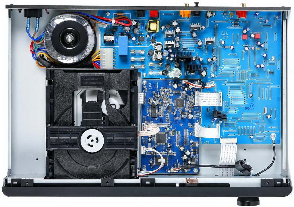 NAD-C-568-CD-Player-copy2.jpg NAD-C-568-CD-Player-copy2.jpg