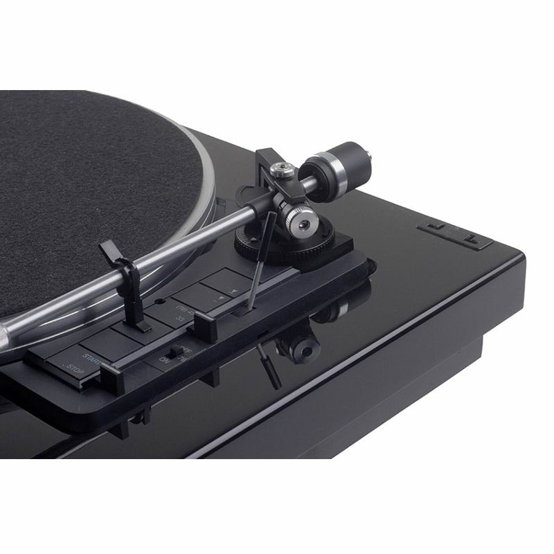 Dual CS 460: Classic Turntable Craftsmanship Elevated to Audiophile Performance 12 Classic Turntable Craftsmanship