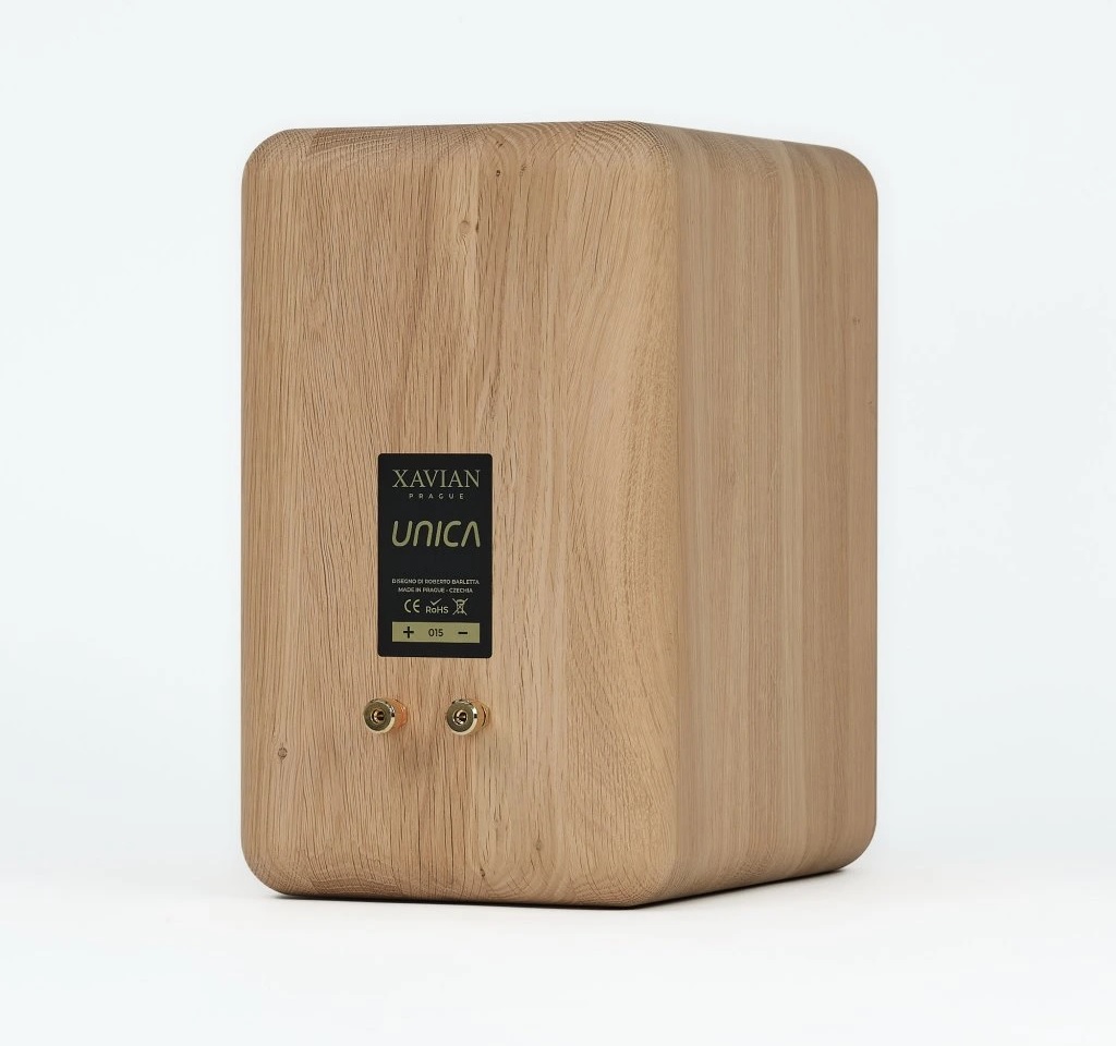 Xavian Unica: Handcrafted Solid Oak Loudspeakers Launch as Entry Model in Natura Series 11 20251208164454 2025 12